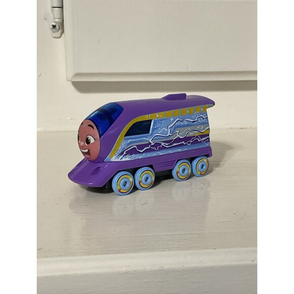 Thomas & Friends Kara The Train Toy Figure Purple & Blue Plastic Kids - Picture 2 of 5